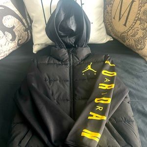 Air Jordan Black Puffer Jacket (M) 10-12